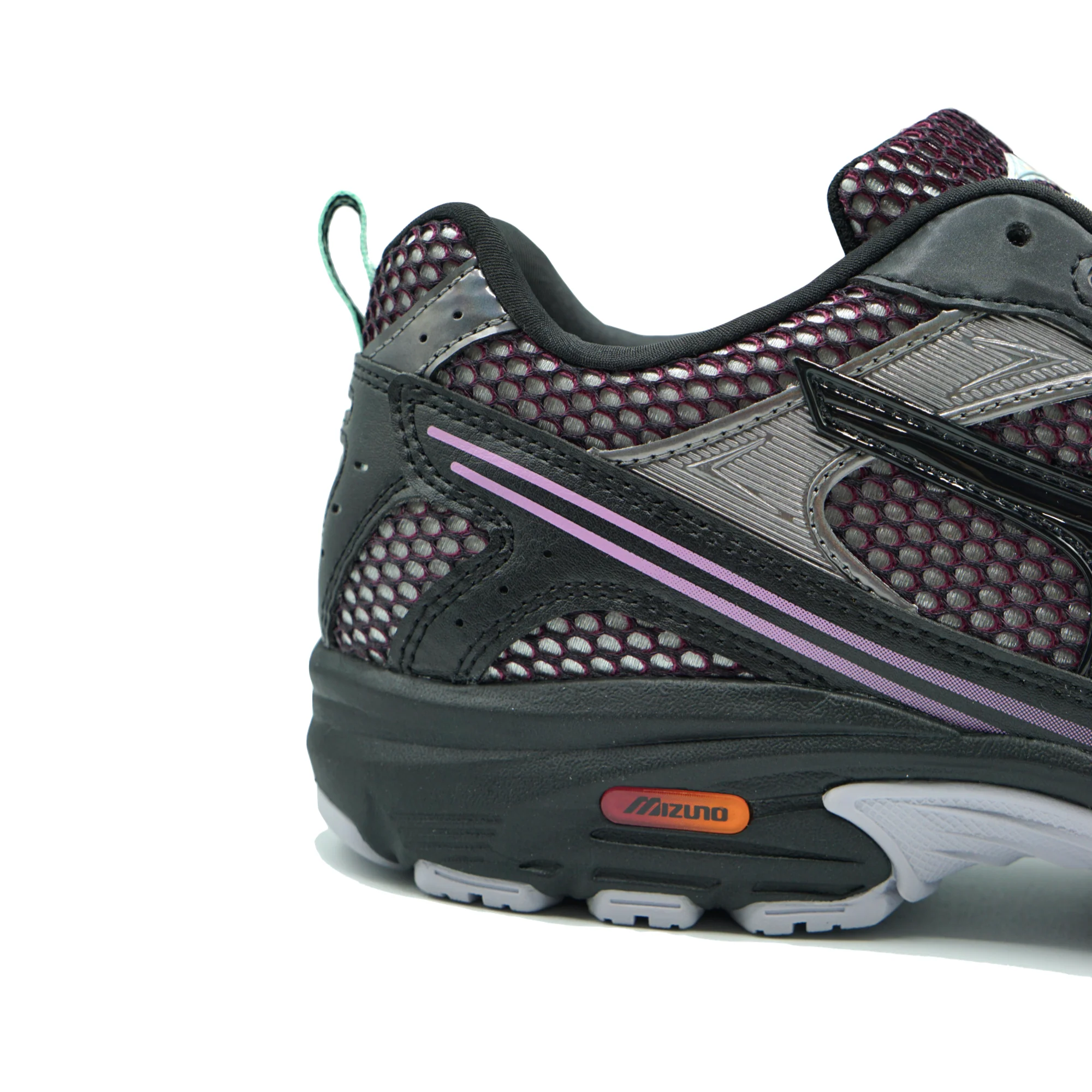 Mizuno Sportstyle MXR Space Lights Pack - Image 4